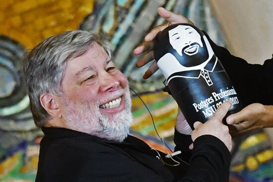 Lecture by Apple co-founder Steve Wozniak
