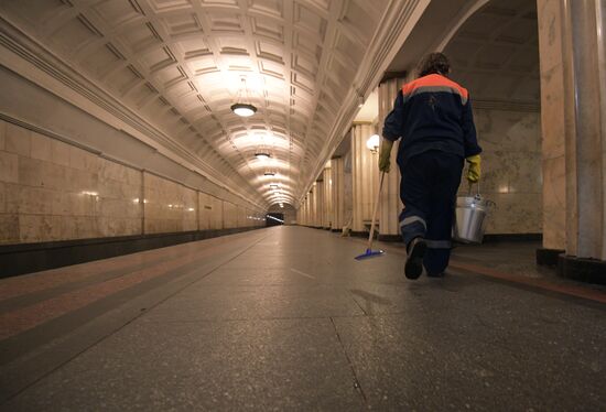Central section of Moscow Metro's Zamoskvoretskaya Line closed for maintenance works