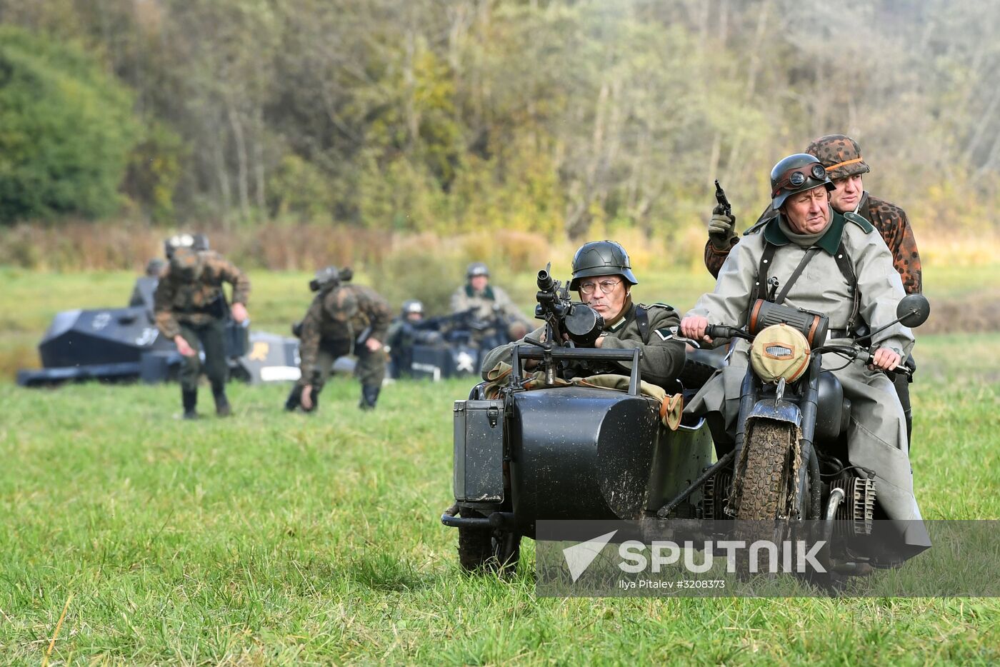 Moscow Is Behind Us: 1941 military and historic festival