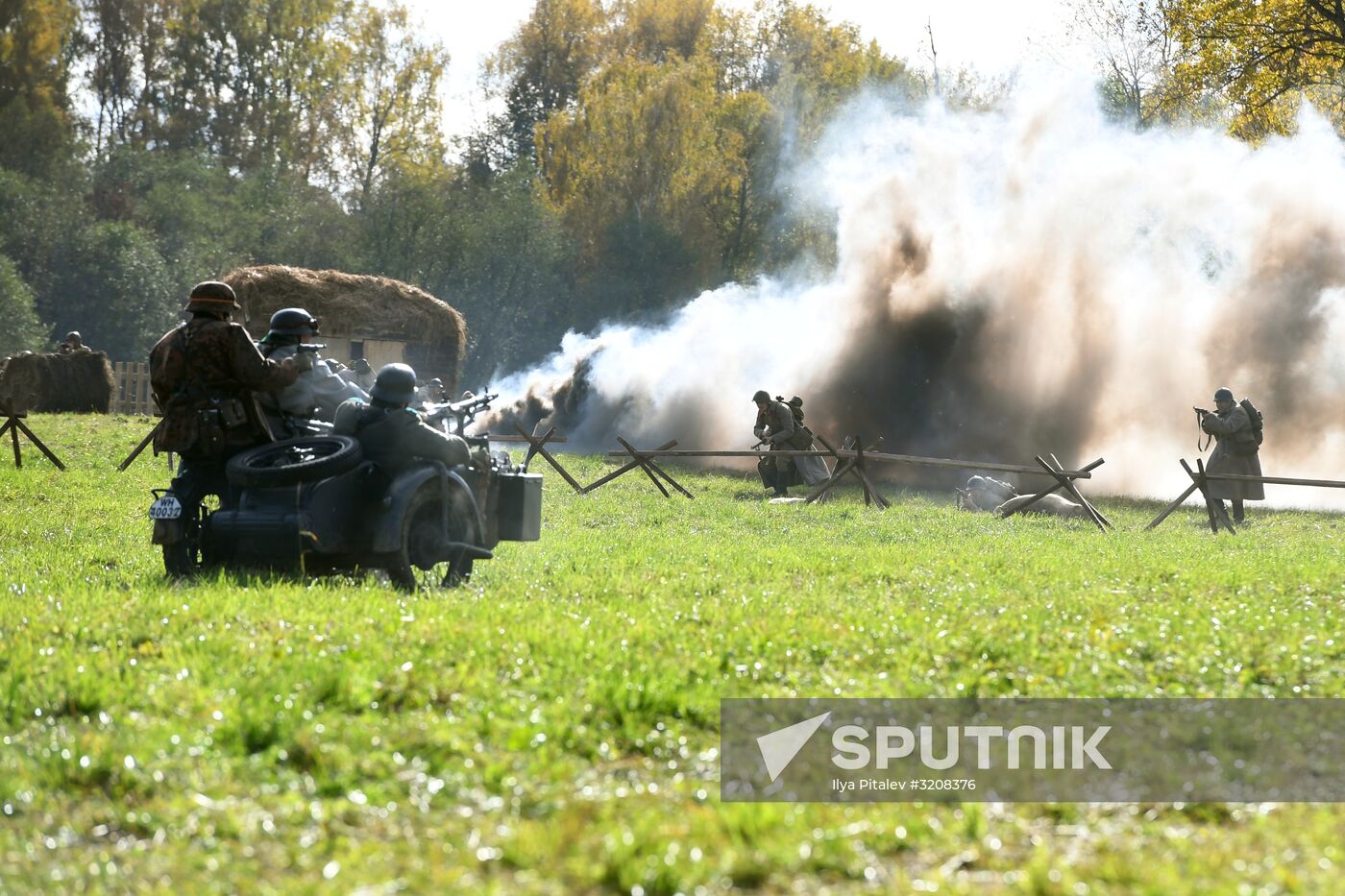 Moscow Is Behind Us: 1941 military and historic festival