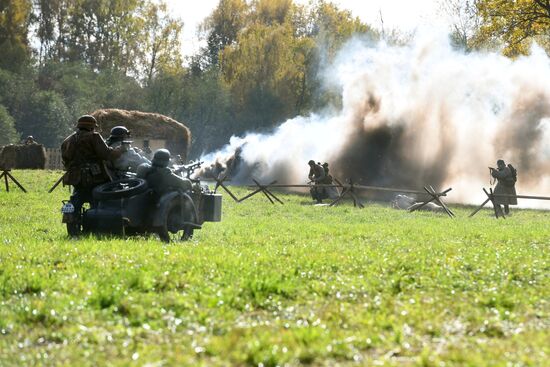 Moscow Is Behind Us: 1941 military and historic festival