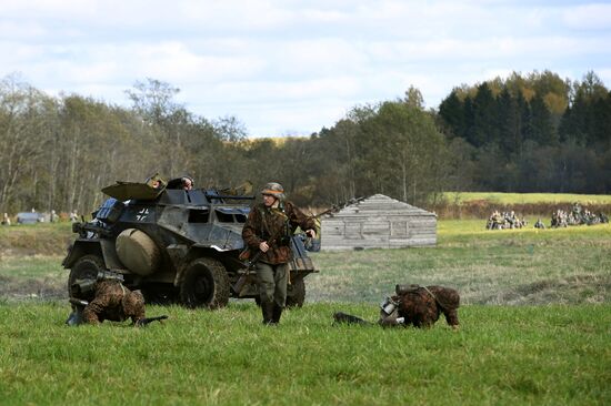 Moscow Is Behind Us: 1941 military and historic festival