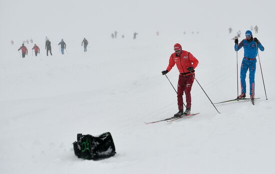 Russian cross-country skiing team holds training session in Austria