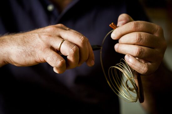 Making jewelry at workshop in Tskhinval