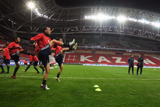 Football. Iranian team's training session