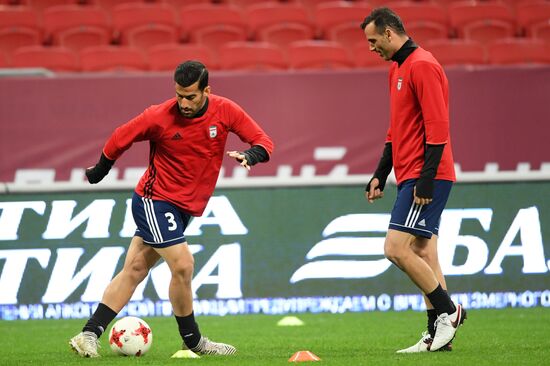 Football. Iranian team's training session