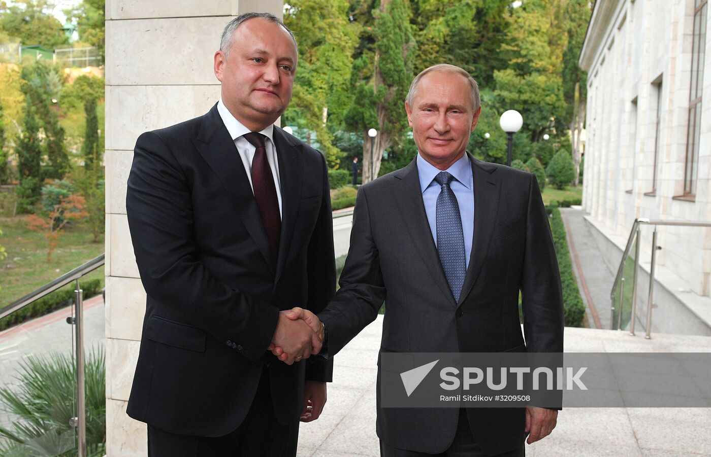 President Vladimir Putin meets with President of Moldova Igor Dodon