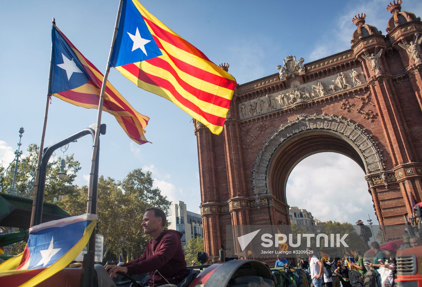 Situation outside Parliament of Catalonia in Barcelona