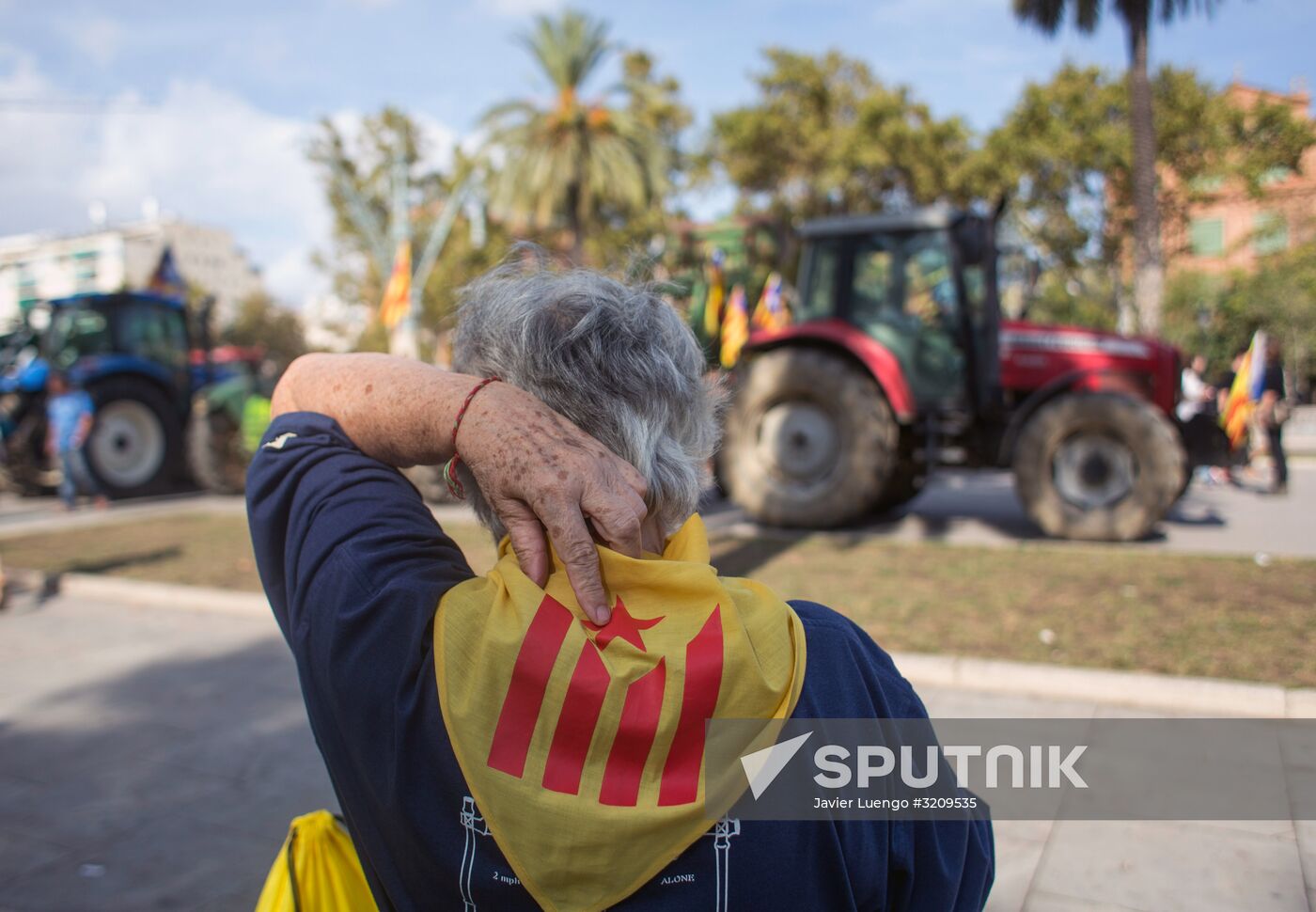 Situation outside Parliament of Catalonia in Barcelona