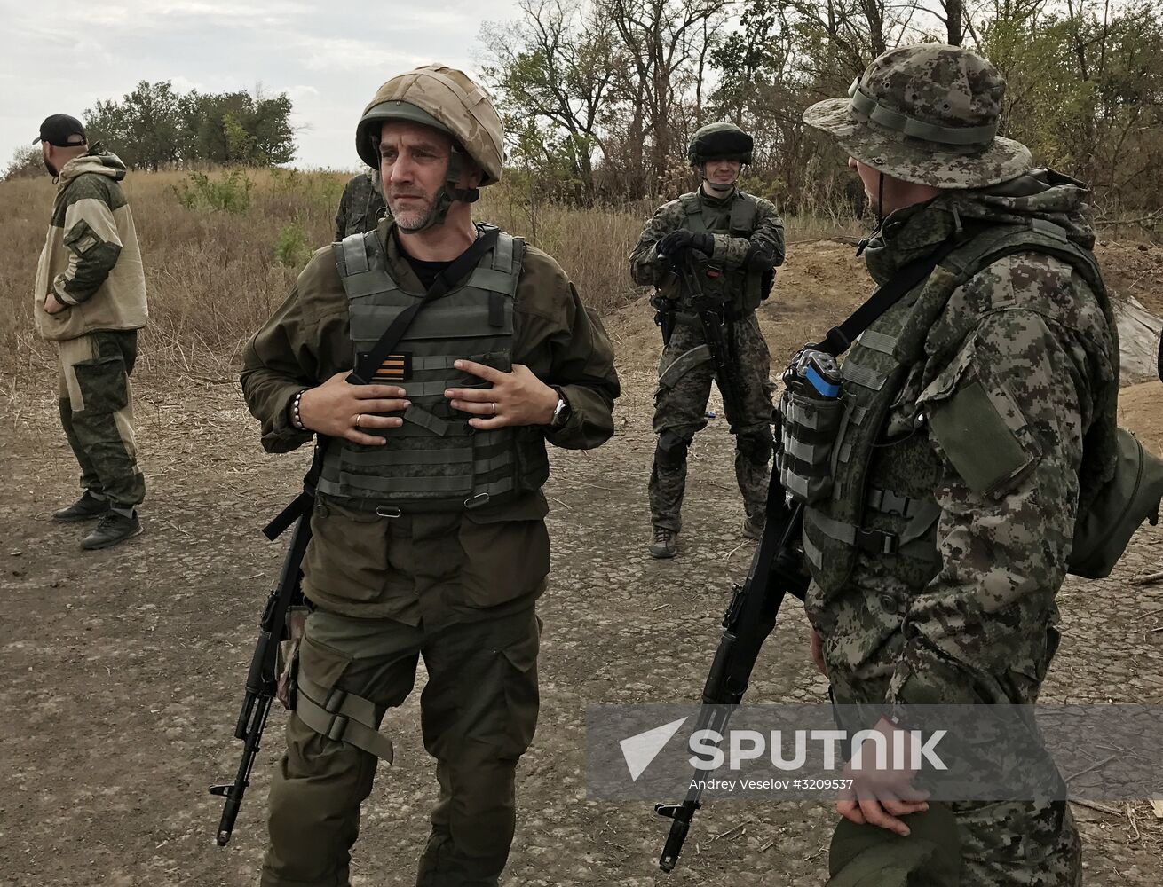 Servicemen at Donetsk People's Republic's special purpose regiment