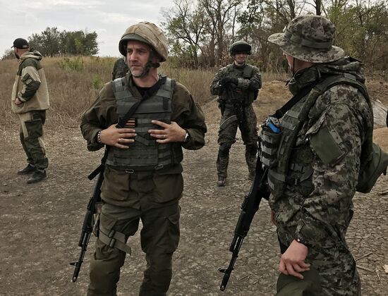 Servicemen at Donetsk People's Republic's special purpose regiment