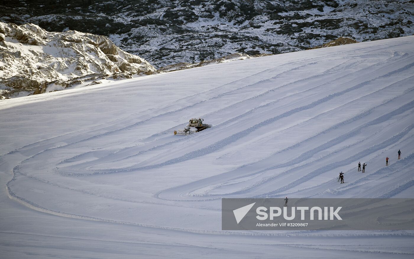 Skiing race. Training session of Russia's national team