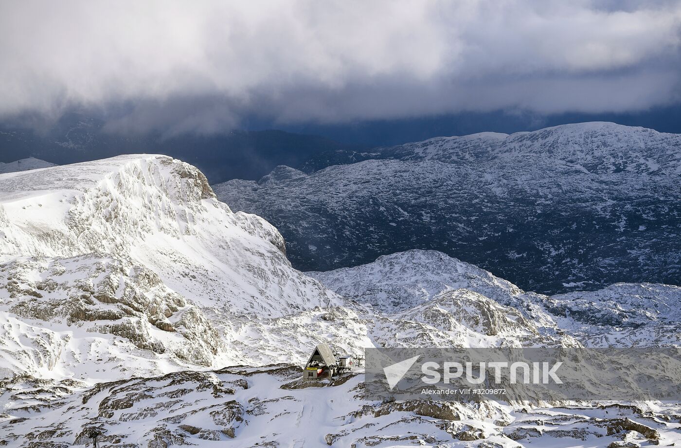 Skiing race. Training session of Russia's national team