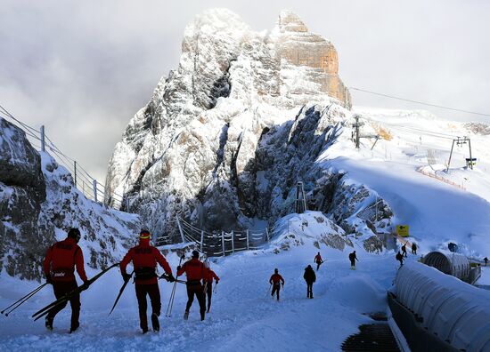 Skiing race. Training session of Russia's national team