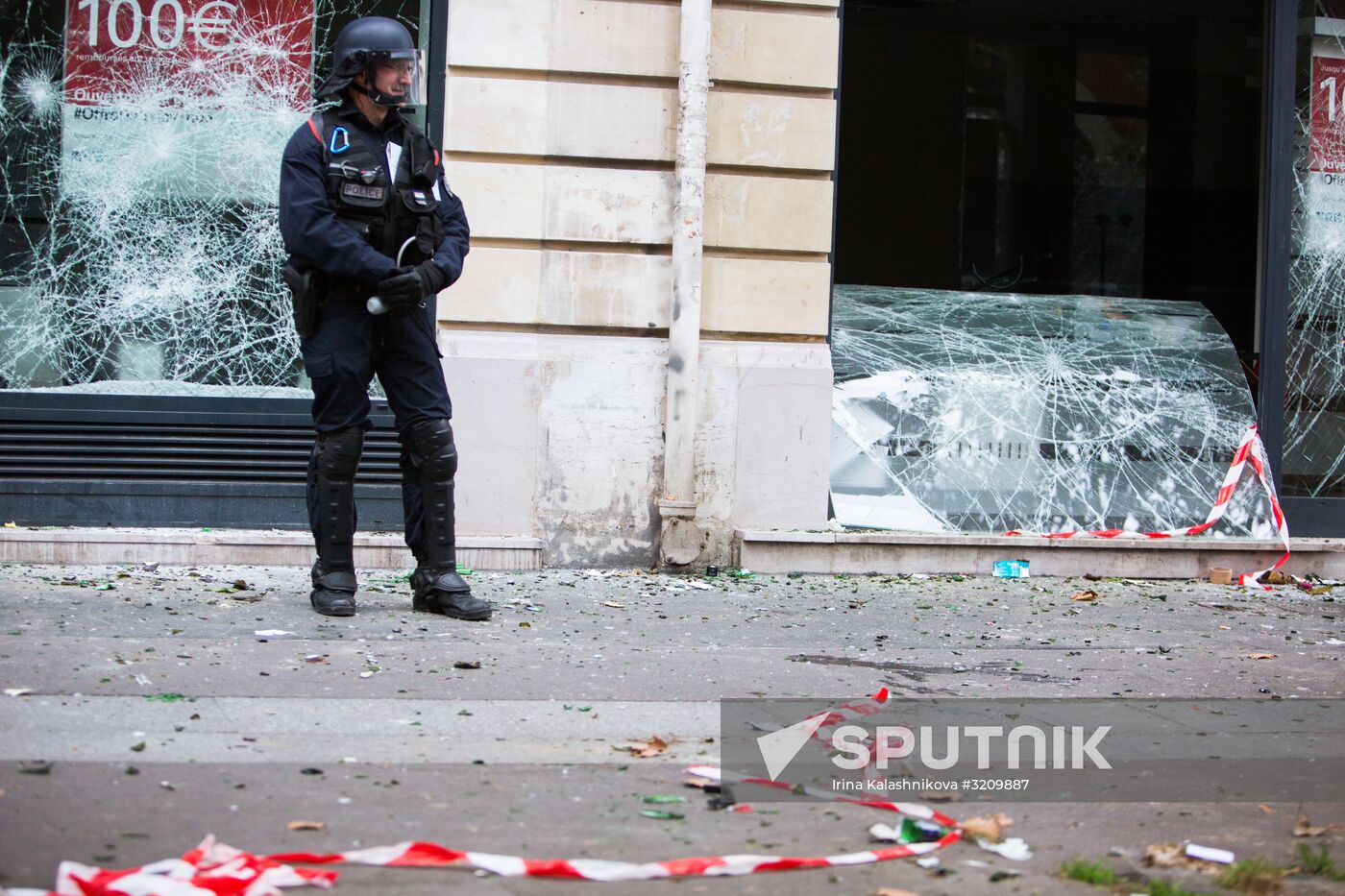 Protests in Paris against labor reform