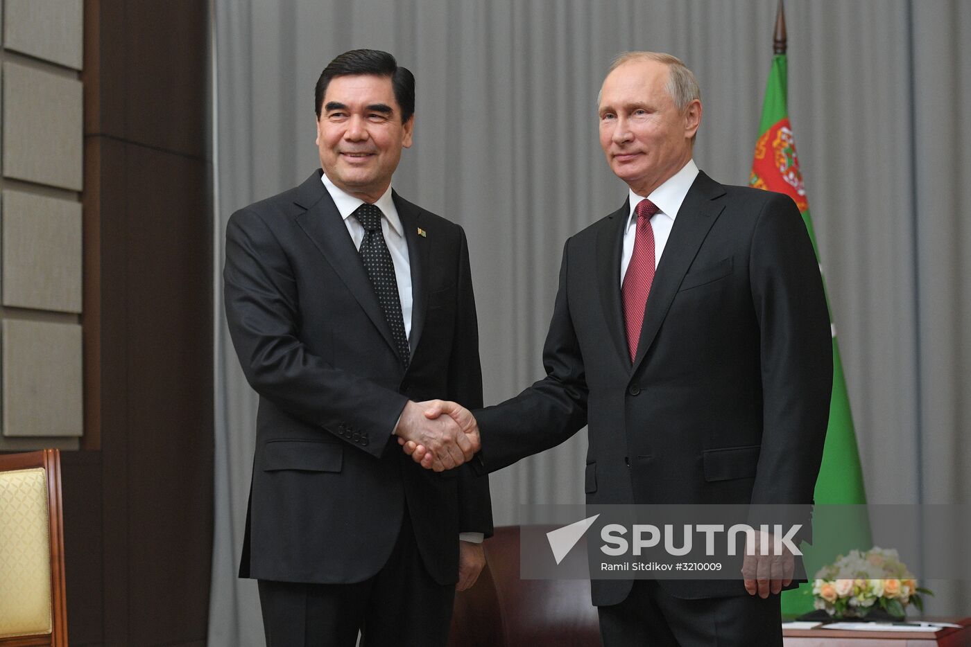 President Vladimir Putin meets with President of Turkmenistan Gurbanguly Berdimuhamedow