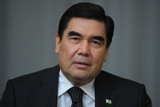 President Vladimir Putin meets with President of Turkmenistan Gurbanguly Berdimuhamedow