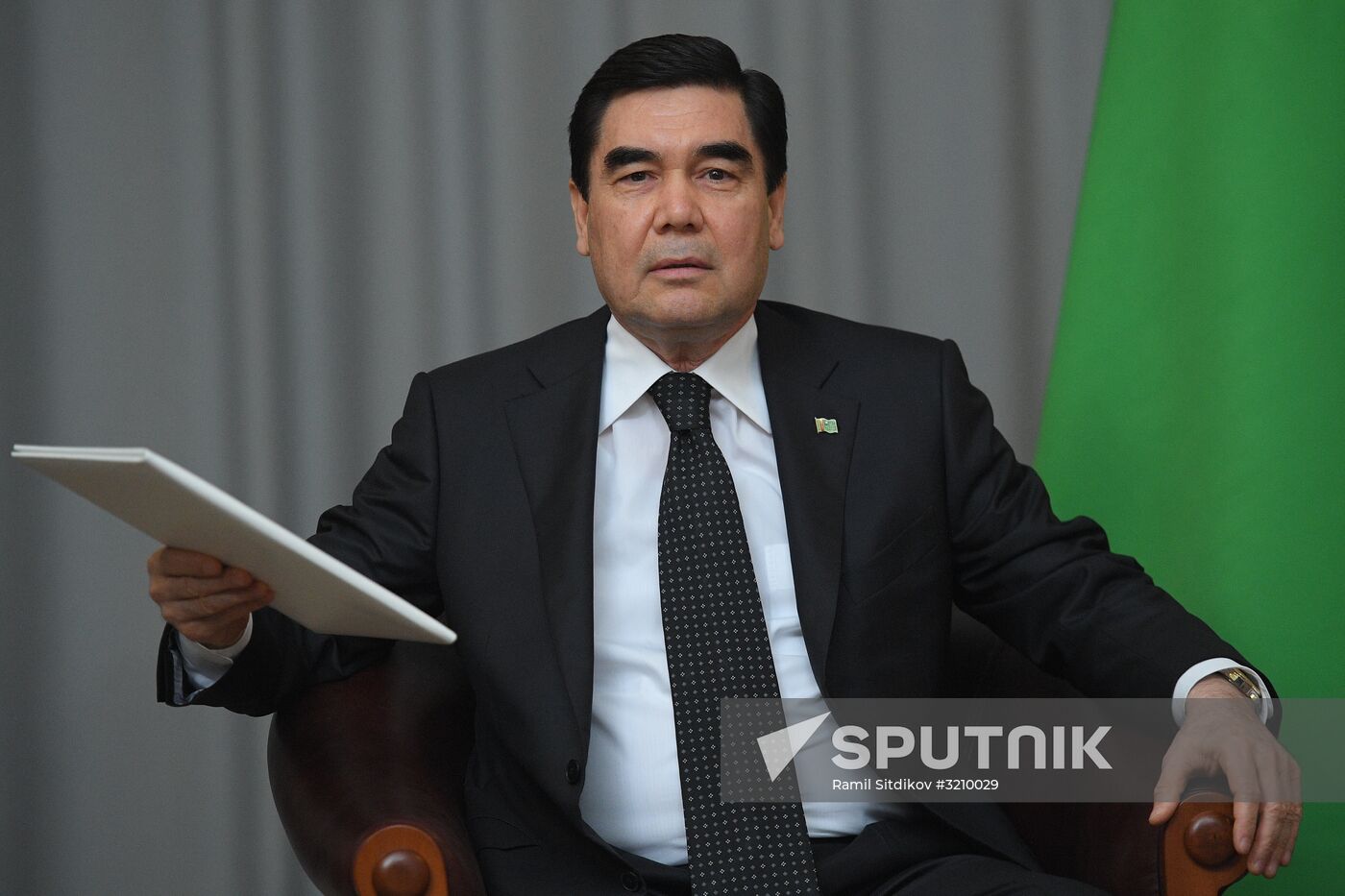 President Vladimir Putin meets with President of Turkmenistan Gurbanguly Berdimuhamedow