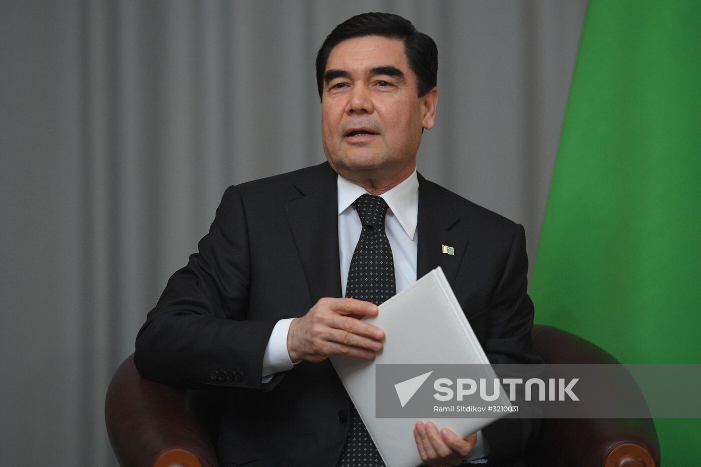 President Vladimir Putin meets with President of Turkmenistan Gurbanguly Berdimuhamedow