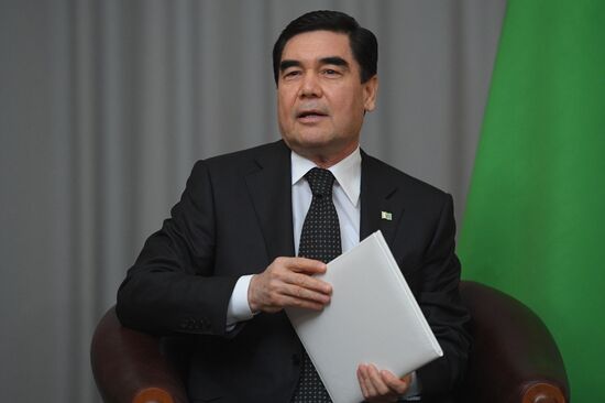 President Vladimir Putin meets with President of Turkmenistan Gurbanguly Berdimuhamedow