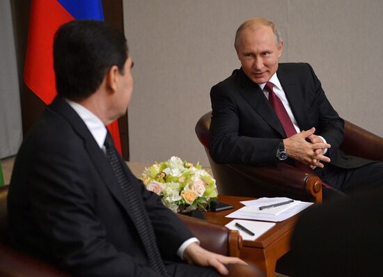 President Vladimir Putin meets with President of Turkmenistan Gurbanguly Berdimuhamedow