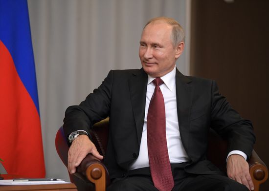 President Vladimir Putin meets with President of Turkmenistan Gurbanguly Berdimuhamedov