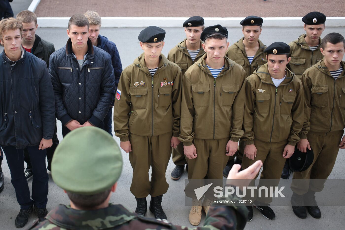 Conscript Day patriotic campaign in Simferopol