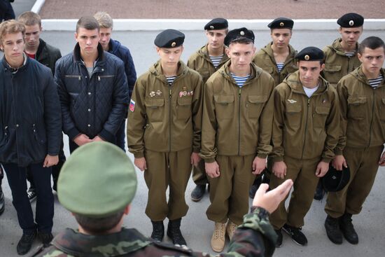 Conscript Day patriotic campaign in Simferopol