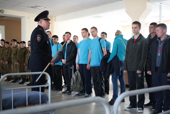 Conscript Day patriotic campaign in Simferopol