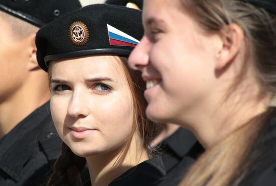 Conscript Day patriotic campaign in Simferopol