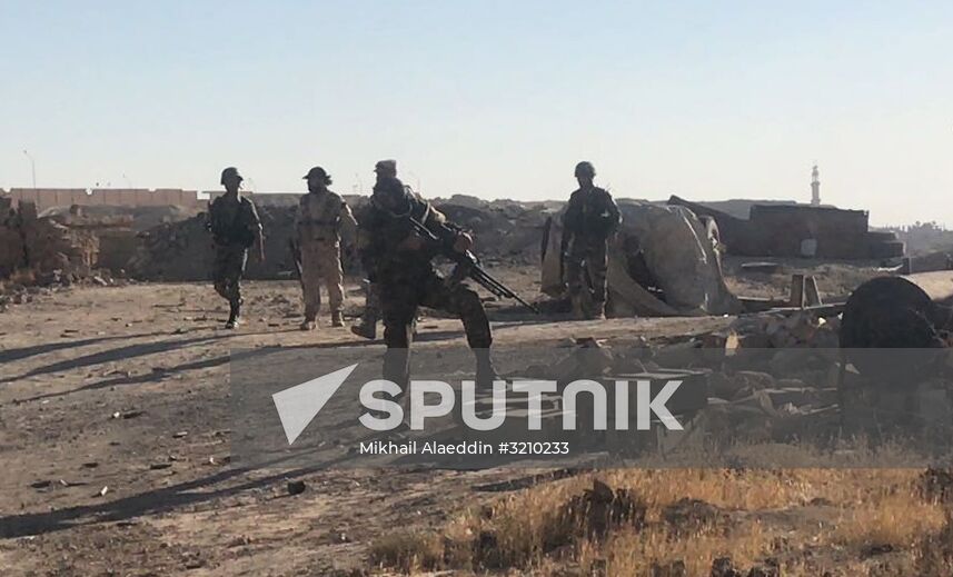 Syrian Army's offensive operation near Deir-ez-Zor