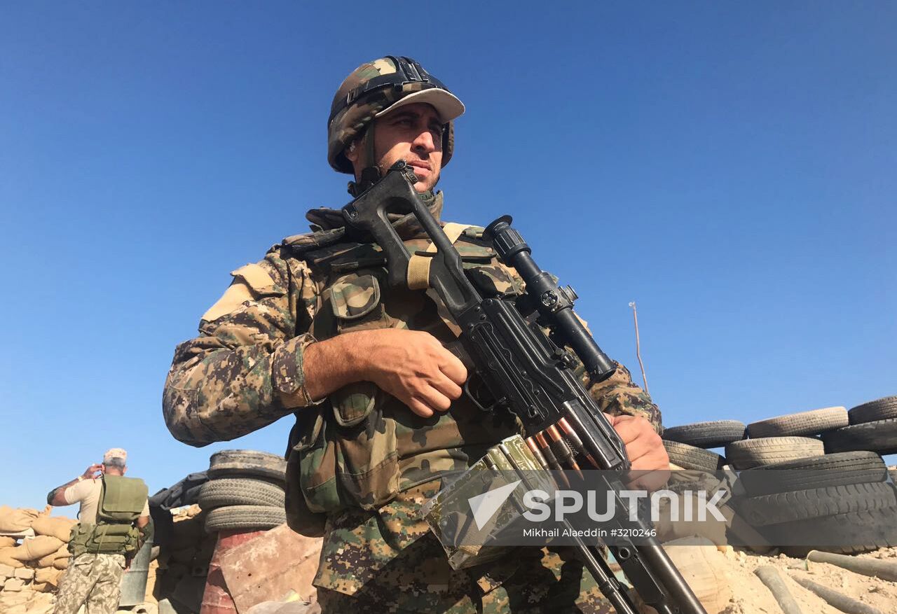 Syrian Army's offensive operation near Deir-ez-Zor