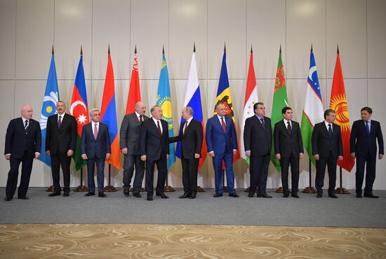 President Vladimir Putin attends meeting of CIS Council of Heads of State