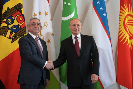 President Vladimir Putin attends meeting of CIS Council of Heads of State