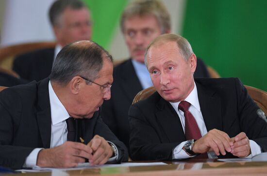 President Vladimir Putin attends meeting of CIS Council of Heads of State