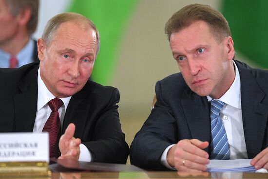 President Vladimir Putin attends meeting of CIS Council of Heads of State