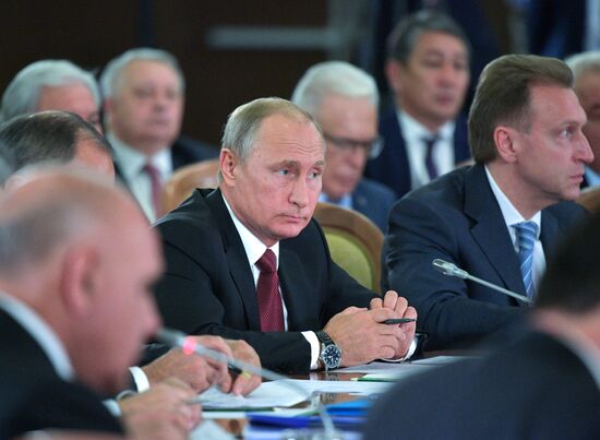 President Vladimir Putin attends meeting of CIS Council of Heads of State