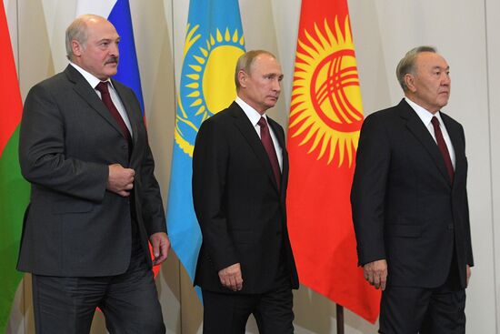 President Vladimir Putin at EurAsEC Summit