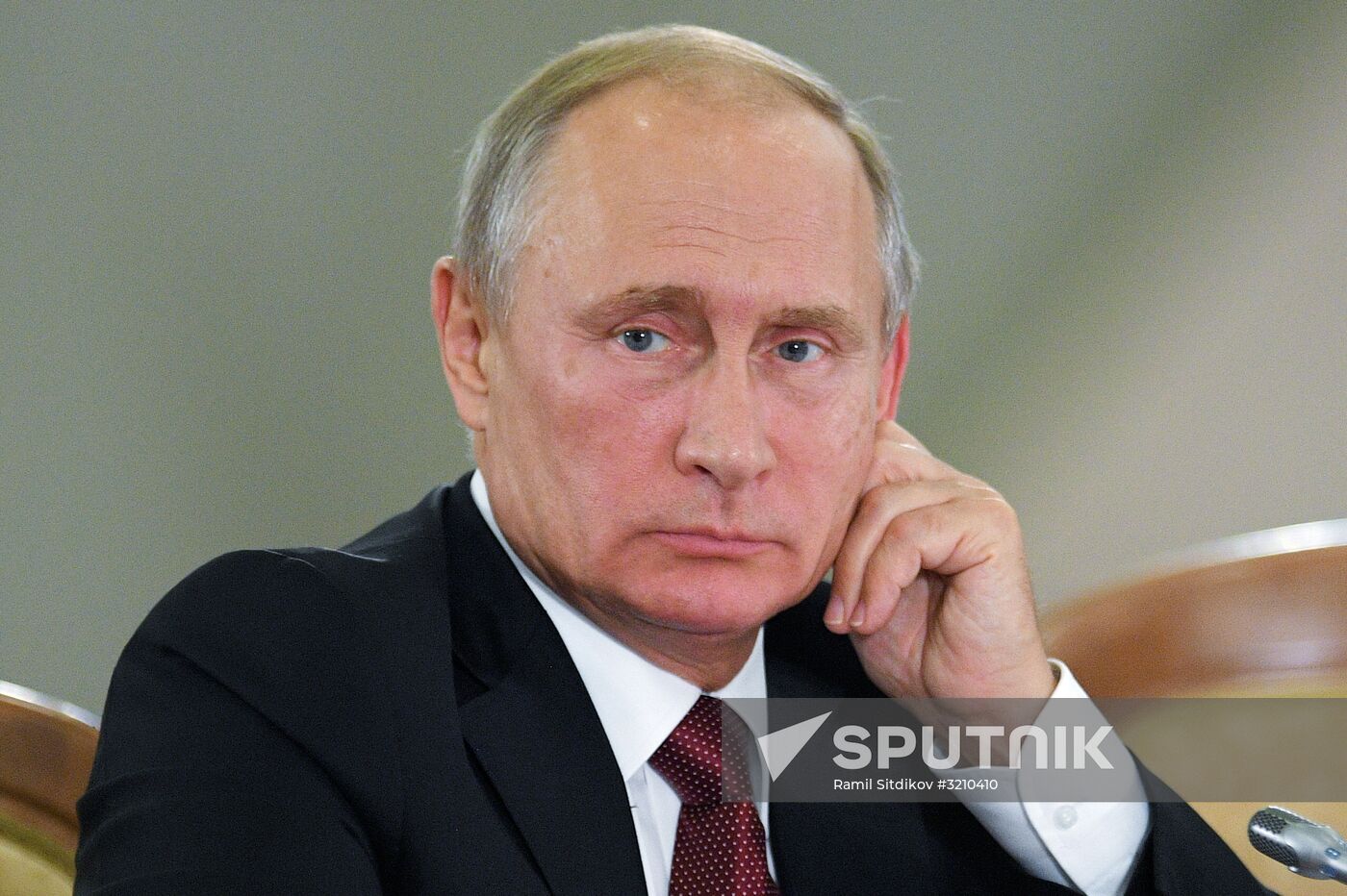 President Vladimir Putin takes part in EAEU summit