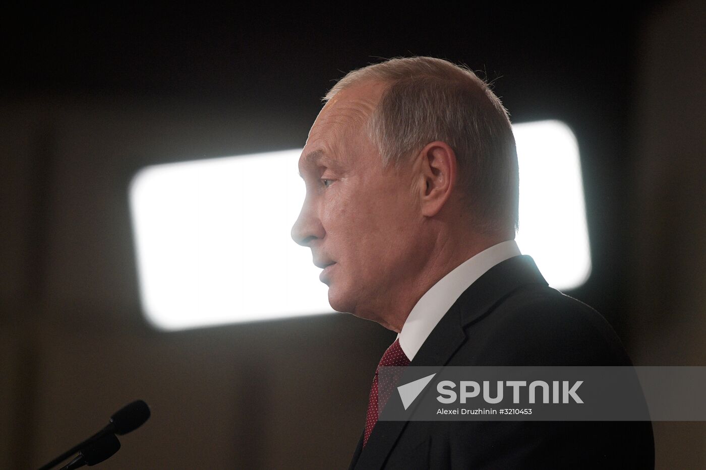 President Vladimir Putin takes part in EAEU summit