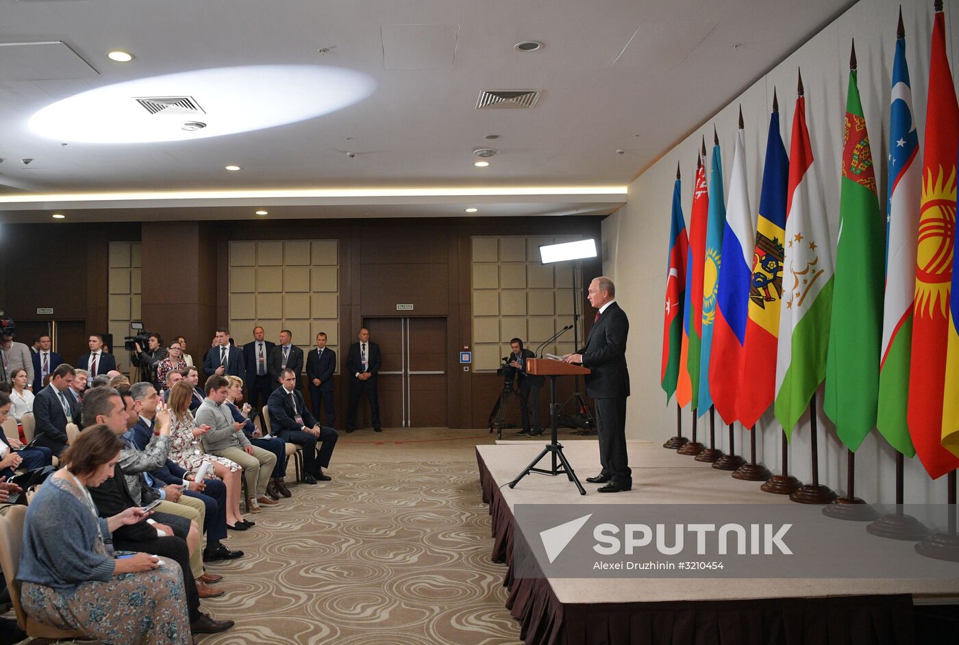 President Vladimir Putin takes part in EAEU summit