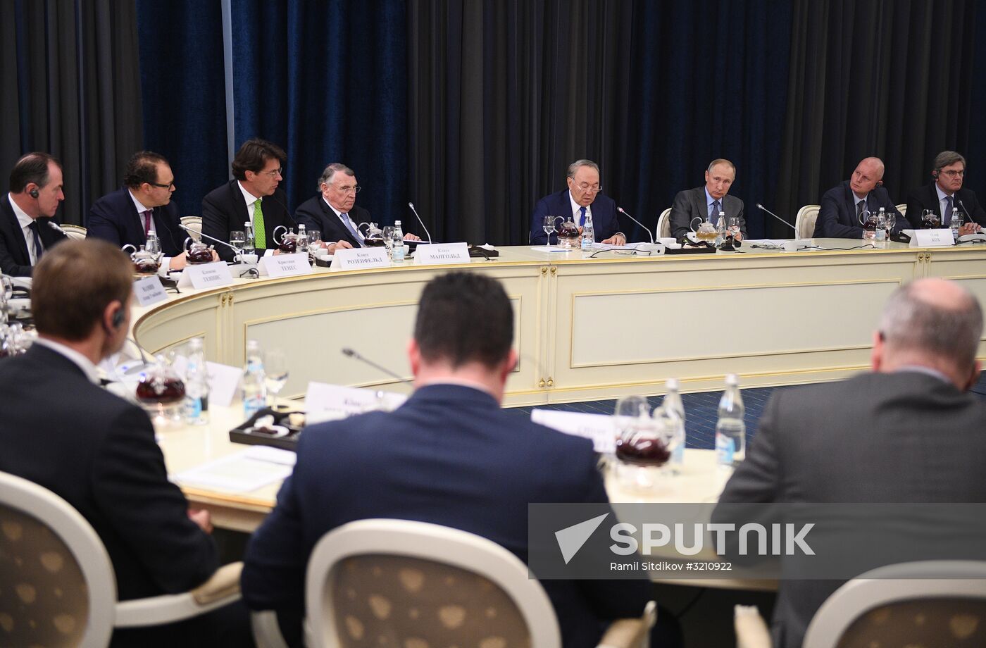 President Putin meets with German business leaders