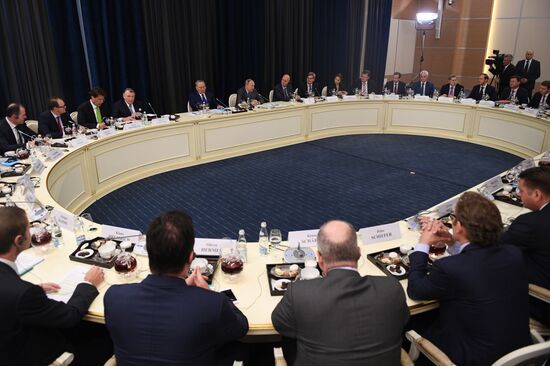 President Putin meets with German business leaders