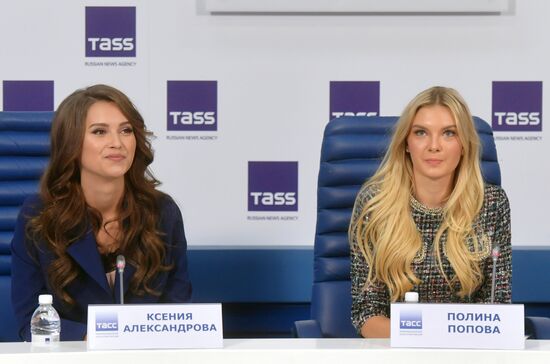 News conference by Russian contestants in Miss World 2017 and Miss Universe 2017