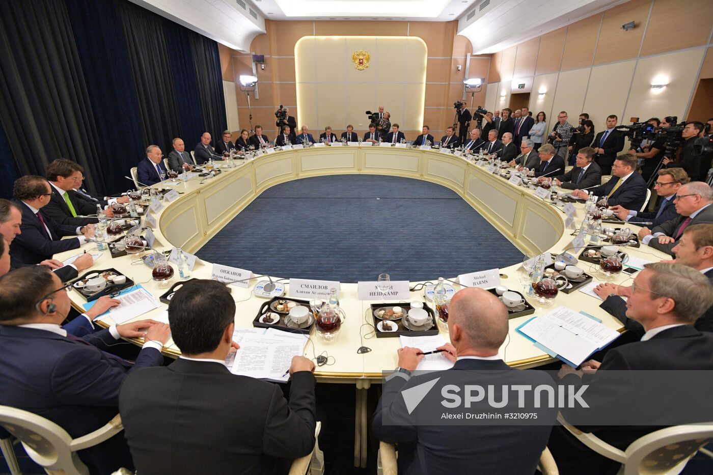 President Putin meets with German business leaders