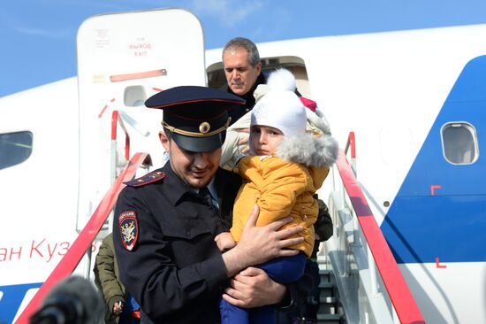Children rescued in Iraq are welcomed in Grozny