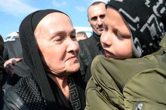 Children rescued in Iraq are welcomed in Grozny