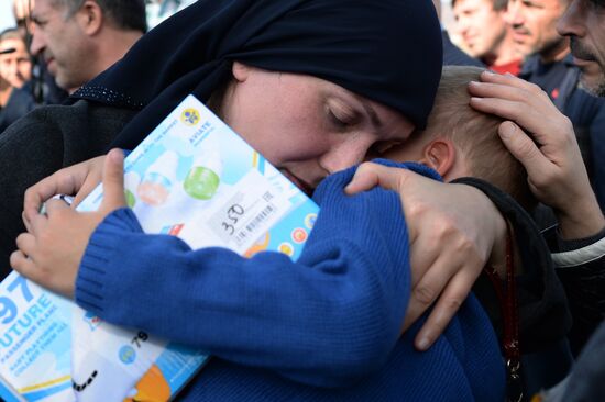 Children rescued in Iraq are welcomed in Grozny