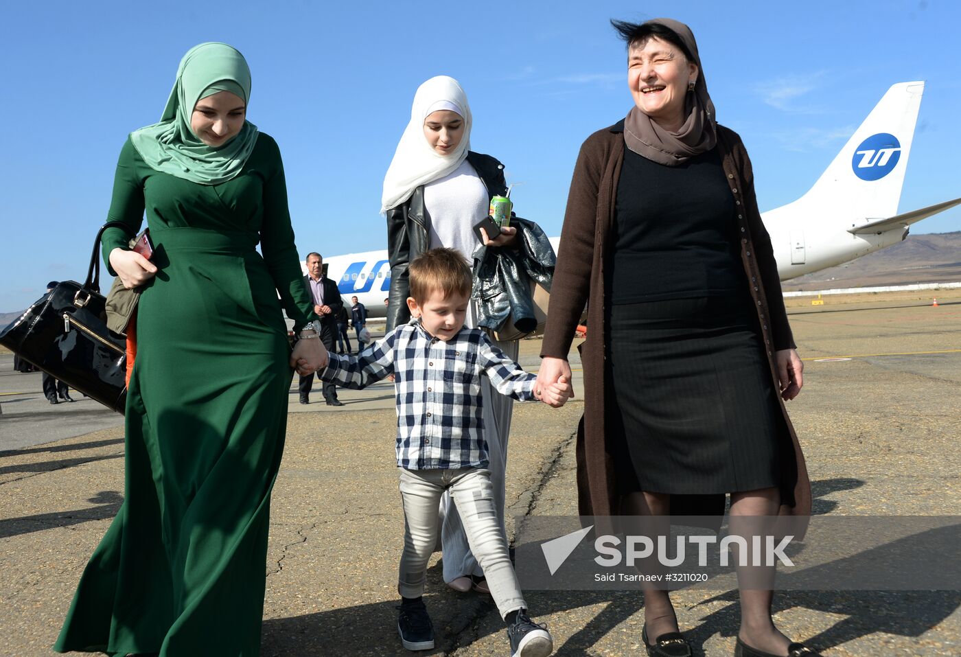 Children rescued in Iraq are welcomed in Grozny