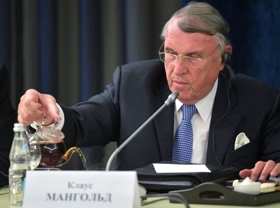 President Putin meets with German business leaders